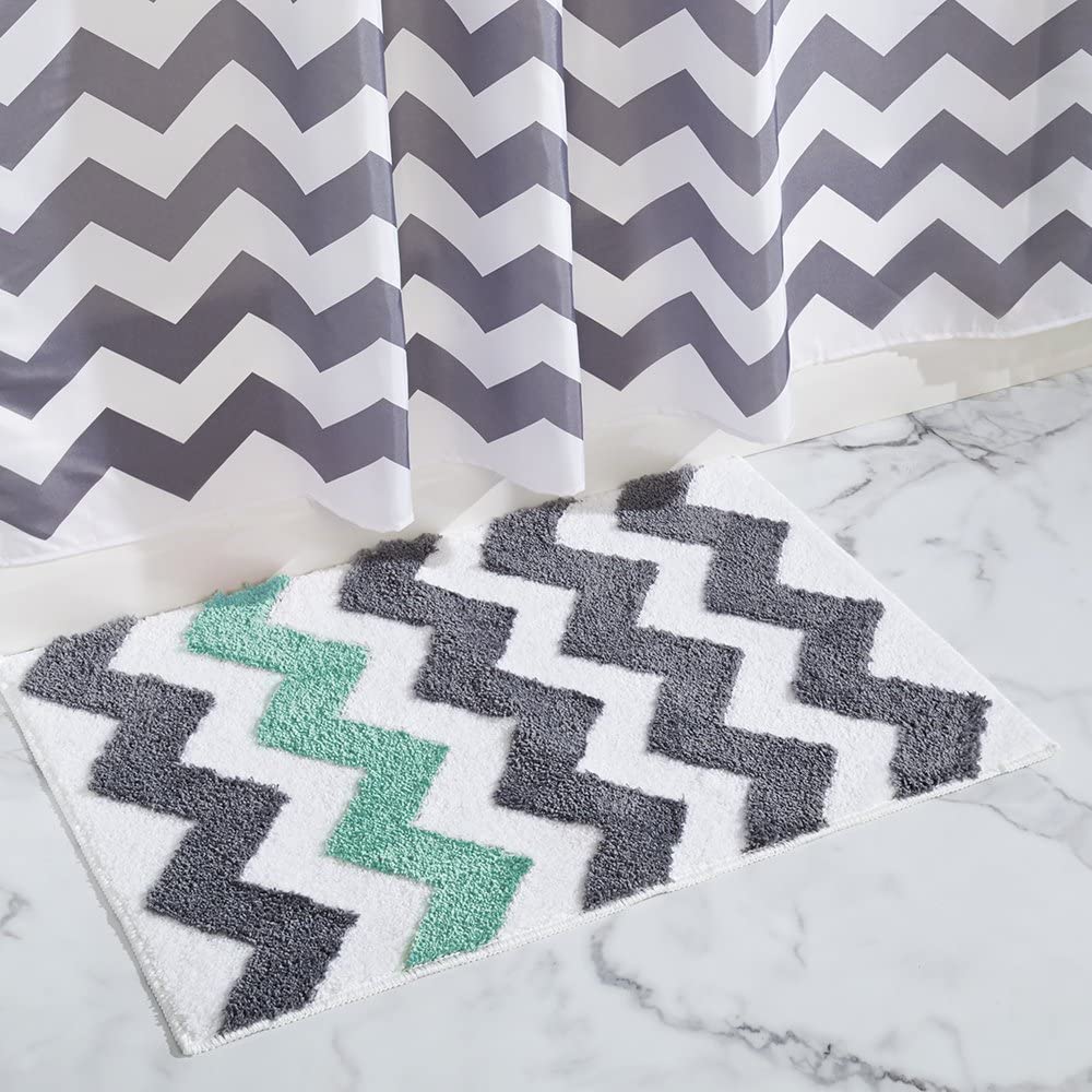 Chevron Rug Gray/ Aruba 34in