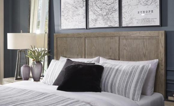 Chrestner Gray King Bed