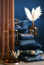 Garmo Velvet Pillow Navy 16in