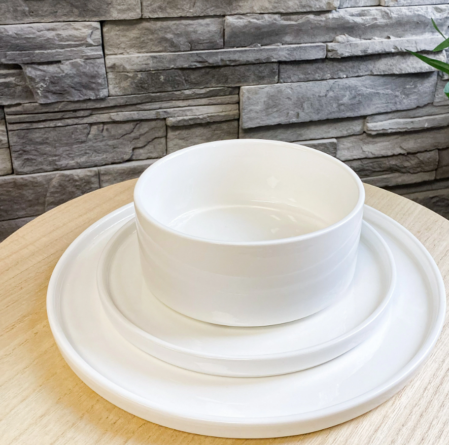 Essentials White Rim Dinner Plate