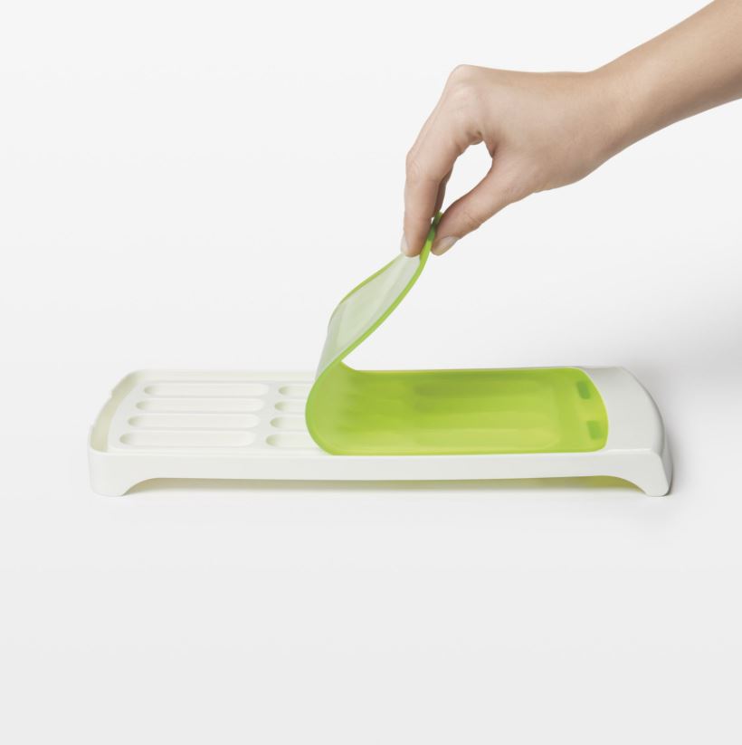 OXO No-Spill Ice Stick Tray