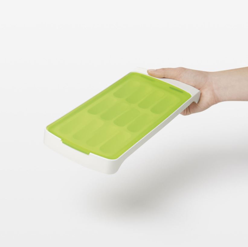 OXO No-Spill Ice Stick Tray