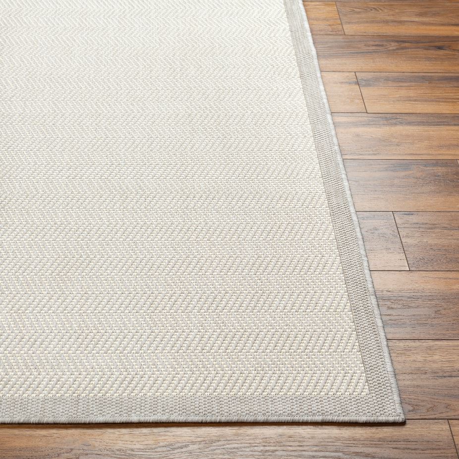 Ravello Light Grey Indoor Outdoor Rug 5x7