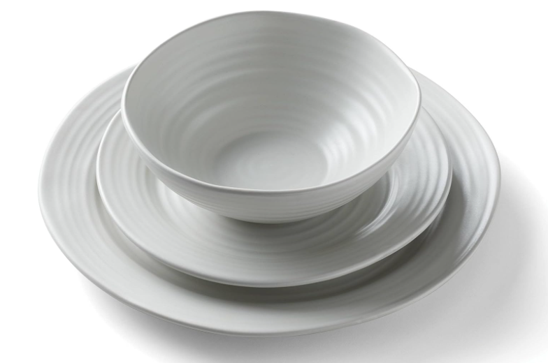 Oneida Ridge White 12-Pce Dinnerware Set