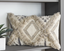 Liviah Pillow