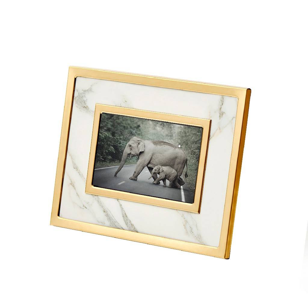 White Marble Photo Frame Gold 4 x 6in